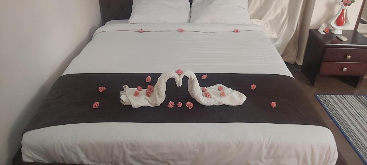 Golden Pyramids Bed & Breakfast