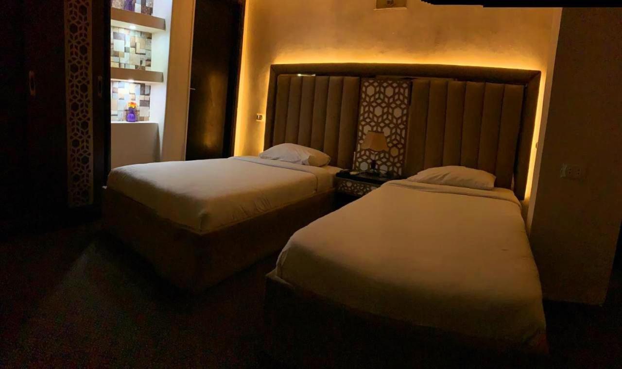 Golden Pyramids Bed & Breakfast